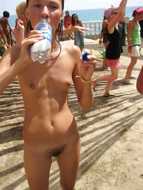 Only One Nude Girls At Music Festival Pics Xhamstersexiezpix Web Porn