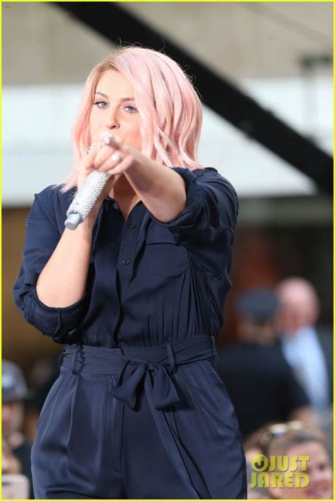 Alright, so who is this meghan trainor who sings that song all about that bass, that you can't get out of your head? Meghan Trainor Says She Has Daryl Sabara 'Locked Down ...
