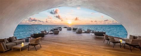 Maldives 5 Star Luxury Resort Hotel The St Regis Maldives Vommuli Resort