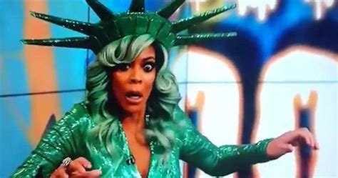 Watch Wendy Williams Faint On Live Tv Then Rally Like A Champ