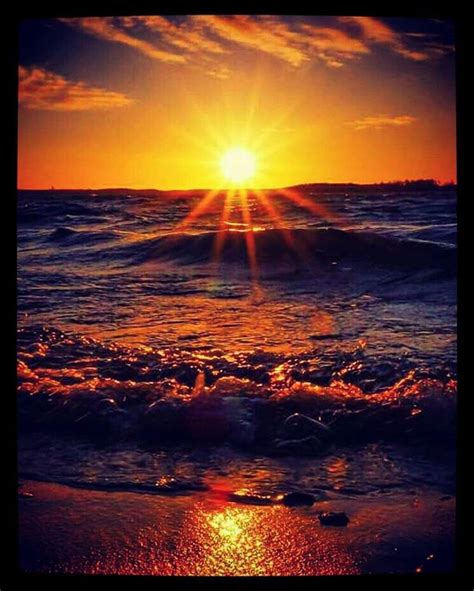 A Wonderful Sunset 🌇 On The Beach 🌊 👌 ☺ 💖 Beach Wallpaper Ocean Wallpaper Gorgeous Sunset