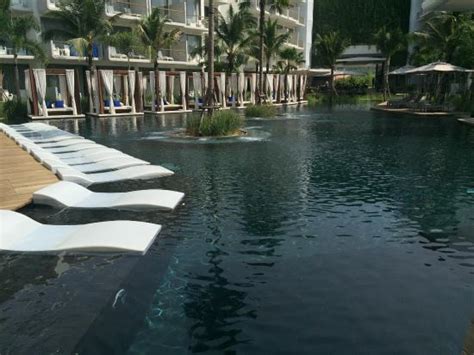 7th Floor Roof Terrace Pool View Picture Of Dream Phuket Hotel And Spa Choeng Thale Tripadvisor