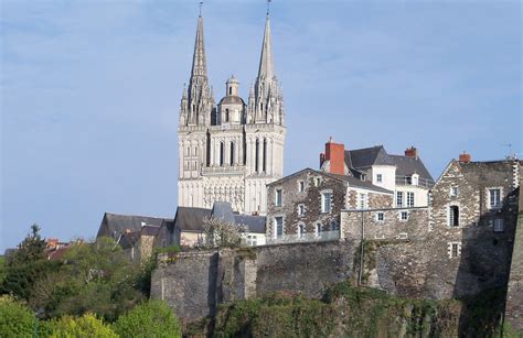 Explore concerts, meetups, open mics, art shows, music events and a lot more. Cathédrale d'Angers - Ministère de la Culture