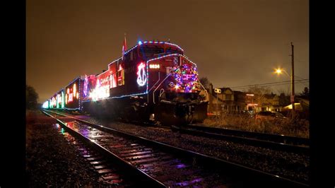 The Canadian Pacific Holiday Train Lights Up The Night Hd Youtube