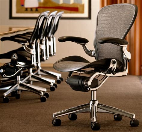 Herman miller manufactures a variety of sleek, ergonomic office chairs. Herman Miller Aeron Chairs: Exclusive and Extremely ...