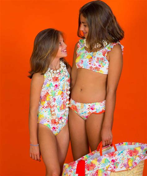 bikini de niña colección coral con estampado exclusivo de Munsuri