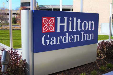 After 365 Million Renovation Of Century Old Downtown Landmark Hilton Garden Inn Opens With