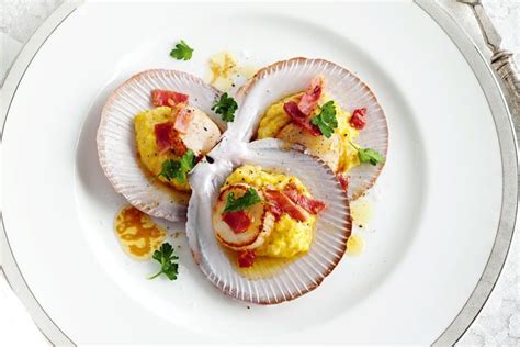 Scallops With Sweet Corn Puree Prosciutto And Lemon Butter