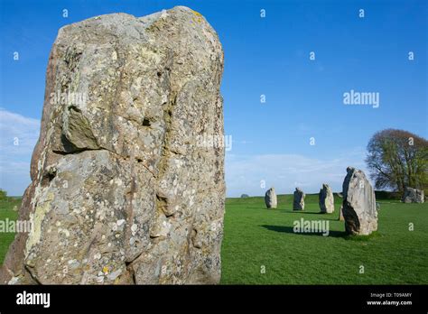 Great Britain England Avebury Stone Circle These Huge Megaliths Form
