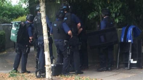 gunman arrested in wimbledon as armed police swoop itv news london