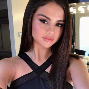 Selena Gomez Nude Leaked Pics And Porn Video Onlyfans Leaked Nudes