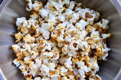 Rezept für selbstgemachtes Popcorn wie im Kino ohne Maschine Mikrowelle