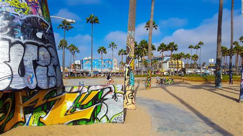 Venice Beach Vs Santa Monica Which Is Better For Families With Kids