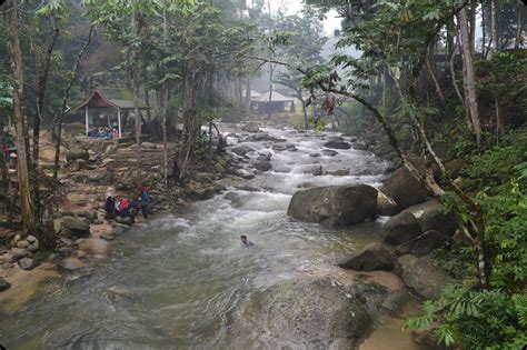 Banyak tempat menarik untuk jalan makan angin di shah alam untuk pengalaman melancong yang buat pelancong & pelawat yang datang melawat ke selangor, sama ada yang tinggal menginap di rumah sangat sesuai dijadikan lokasi joging bersama keluarga ataupun berkelah di hujung minggu. MY ALL: berkelah di Sungai Inki, Kalumpang Waterfall, Kerling