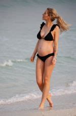 Pregnant Helen Flanagan In Bikini At A Beach In Dubai