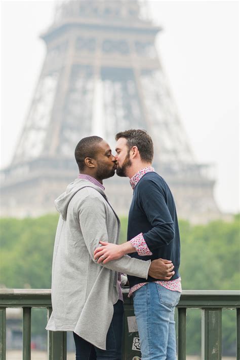 Proposal In Front Of The Eiffel Tower In Paris France