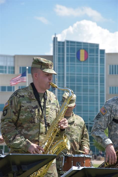 Tradoc Celebrates The Us Army Reserve Birthday Article The United