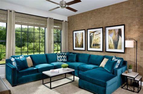 Traditional Living Room Decor With Teal Sofa