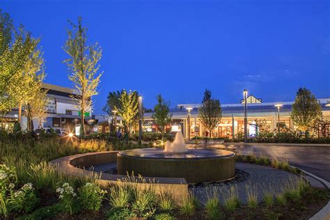 Oakbrook Center Mall Renovation Randy Burkett Lighting Design