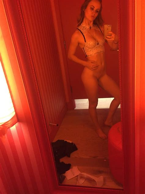 Naked Mackenzie Lintz In 2017 Leak
