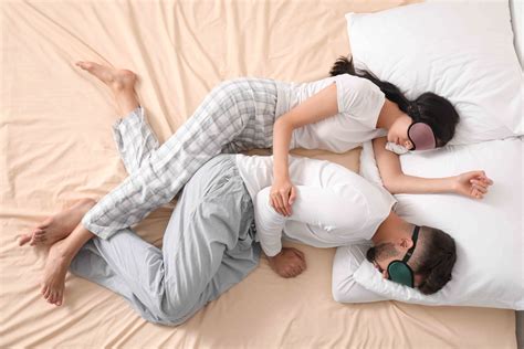 23 Best Couple Sleeping Positions And What They Mean Lifetimesnews