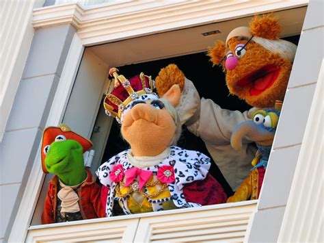 Kermit Miss Piggy Fozzie And Gonzo The Muppets Present G Flickr