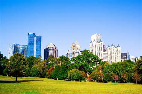 Piedmont Park In Atlanta Midtown Atlantas Verdant Urban Park Go Guides