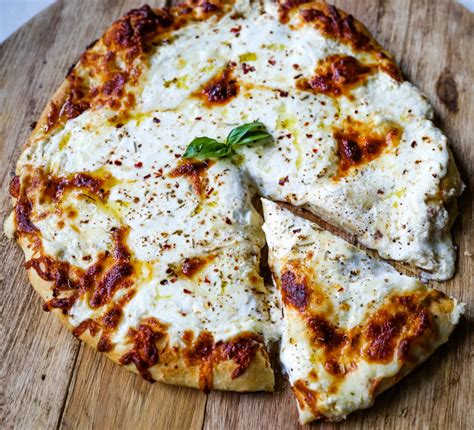 Recipe White Ricotta Pizza Pairs With Dry Rose Silver Thread Vineyard