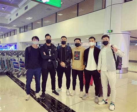 Cô nàng có thân hình nóng bỏng như người mẫu, hoa hậu. Văn Toàn than không biết ăn Tết ở đâu, Văn Thanh đã trở về tâm dịch Hải Dương đoàn tụ cùng gia đình