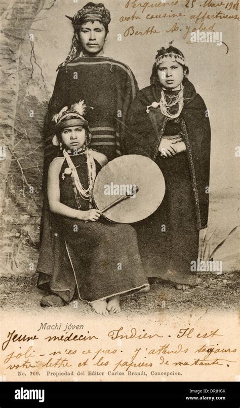 Los Jóvenes Indios Mapuche America Del Sur Fotografía De Stock Alamy