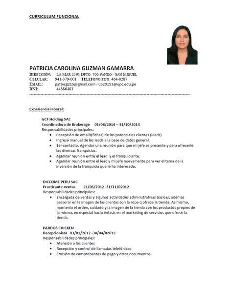 Es un documento que resume los datos personales, académicos y laborales de una persona. Curriculum Vitae Recepcionista - Modelo de Curriculum Vitae