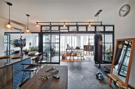 An Artist Turns Her Living Room Into An Art Studio