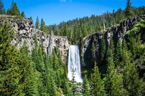 Tumalo Falls Hike How To Get There And What To Expect Go Wander Wild