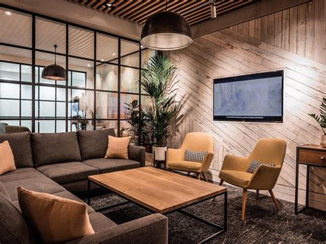 Social Lounge And Workspace London Gatwick In 2020 Lounge Interiors