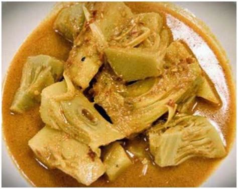 Saat gulai ikan kakap masih panas, masukkan cabai rawit ke dalamnya. Resep Gulai Nangka Khas Padang | Resep, Resep masakan, Resep masakan asia