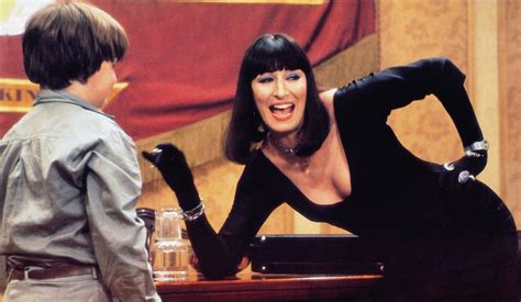 Anjelica Huston In 1990s The Witches Pictures And S Popsugar
