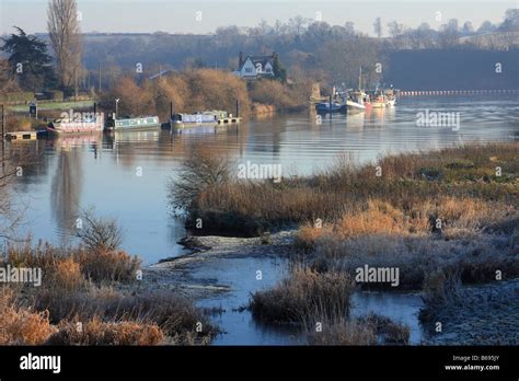 River Trent Gunthorpe Nottinghamshire England Uk Stock Photo Alamy