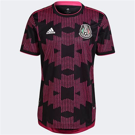 Fútbol Mexicano La Selección Azteca Tiene Nueva Camiseta 2021 En