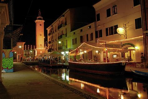 Cosa Vedere E Eventi Nella Cittadina Lagunare Di Comacchio Ai 7 Lidi