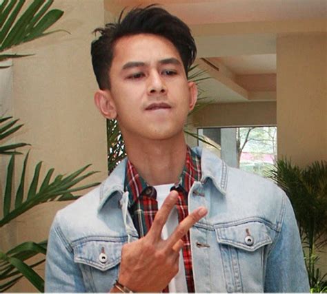 Foto Profil Dan Biodata Fendy Christian Agama Lengkap Kumpulan Gambar