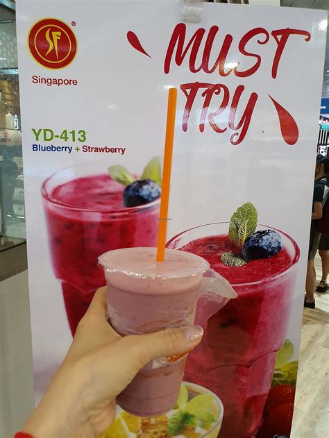 Sf Fruits And Juices Waterway Point Northeast Singapore Juice Bar