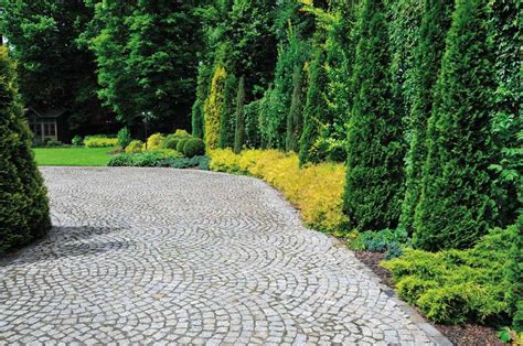 Stone Setts And Cobbles Garden And Patio Paving Patio Garden Garden