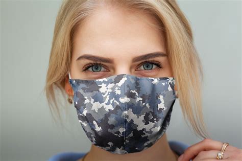 Met zorg voor elkaar door de 1,5 m maatschappij ➤ ontdek fashionable mondkapjes ➜ shop nu online bij bonprix. Mondkapje #17 camouflage wit grijs blauw — Boetajen