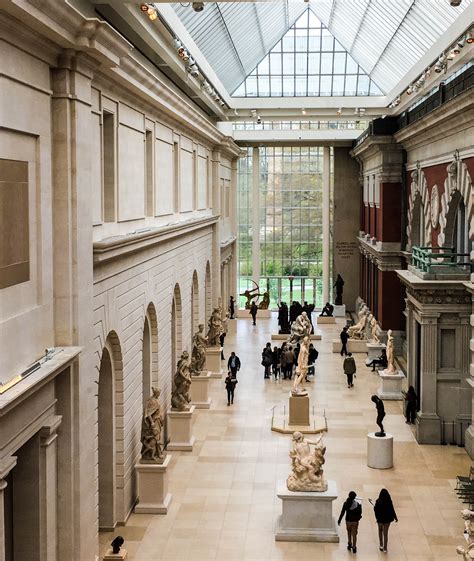The museum houses over two million works of art that are also represented in the artstor digital library. Metropolitan Museum of Art New York City | Exploring Our World