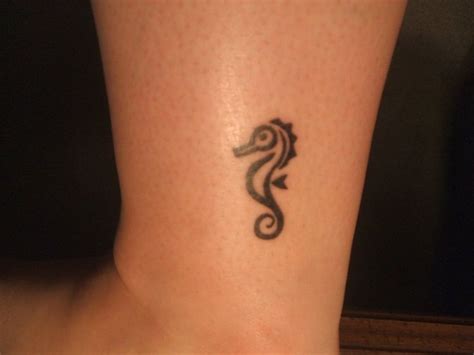 24 best Seahorse tattoo ideas for me & my momma images on ...