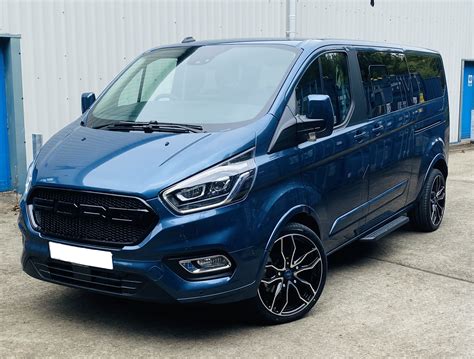 Ford Tourneo Custom - Quadrant Vehicles | Van Sales UK