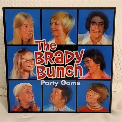 Prospero Hall Games The Brady Bunch Party Board Game 3d Box