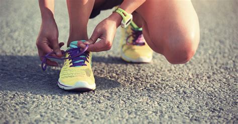 4 Super Important Foot Stretches For Runners