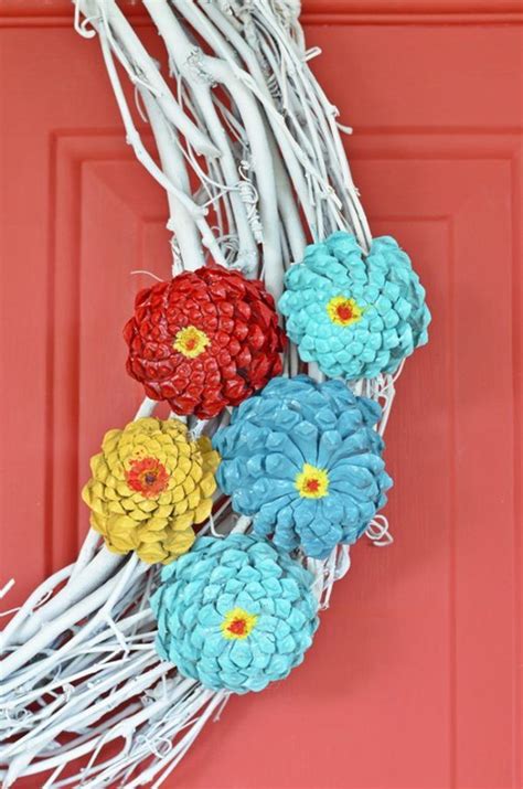 30 Easy Diy Summer Wreaths For Your Front Door Cones Crafts Pine Cone