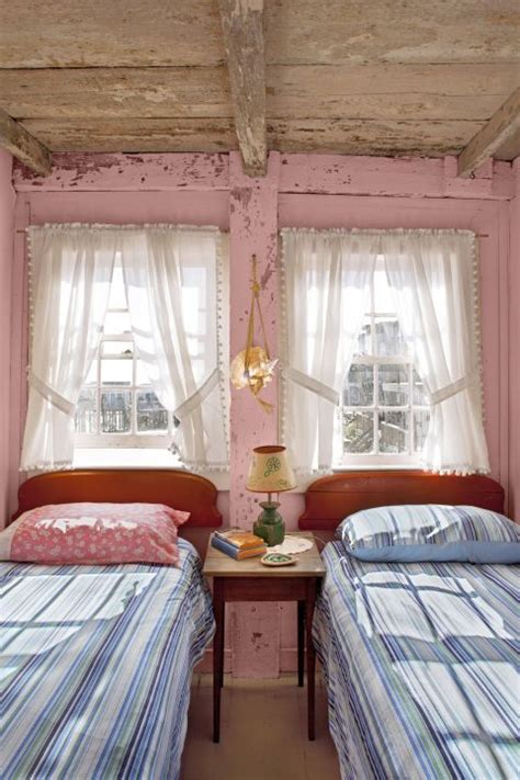Warm bedroom color paint ideas home designs. 23 Warm Paint Colors - Cozy Color Schemes